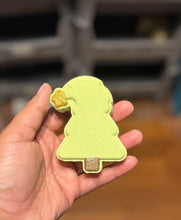 Load image into Gallery viewer, ARTISAN BATH BOMB