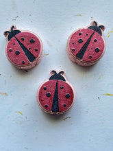 Load image into Gallery viewer, ARTISAN BATH BOMB