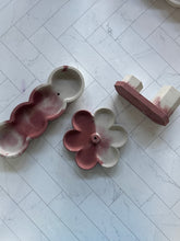 Cargar imagen en el visor de la galería, ACCESORIOS DE BAÑO DE HORMIGÓN